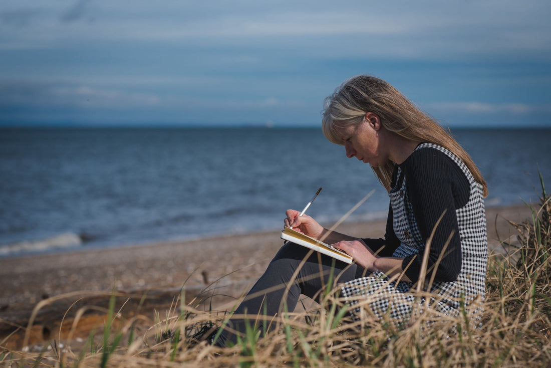 Speaking to Sandra about how the business side of being an artist came about.