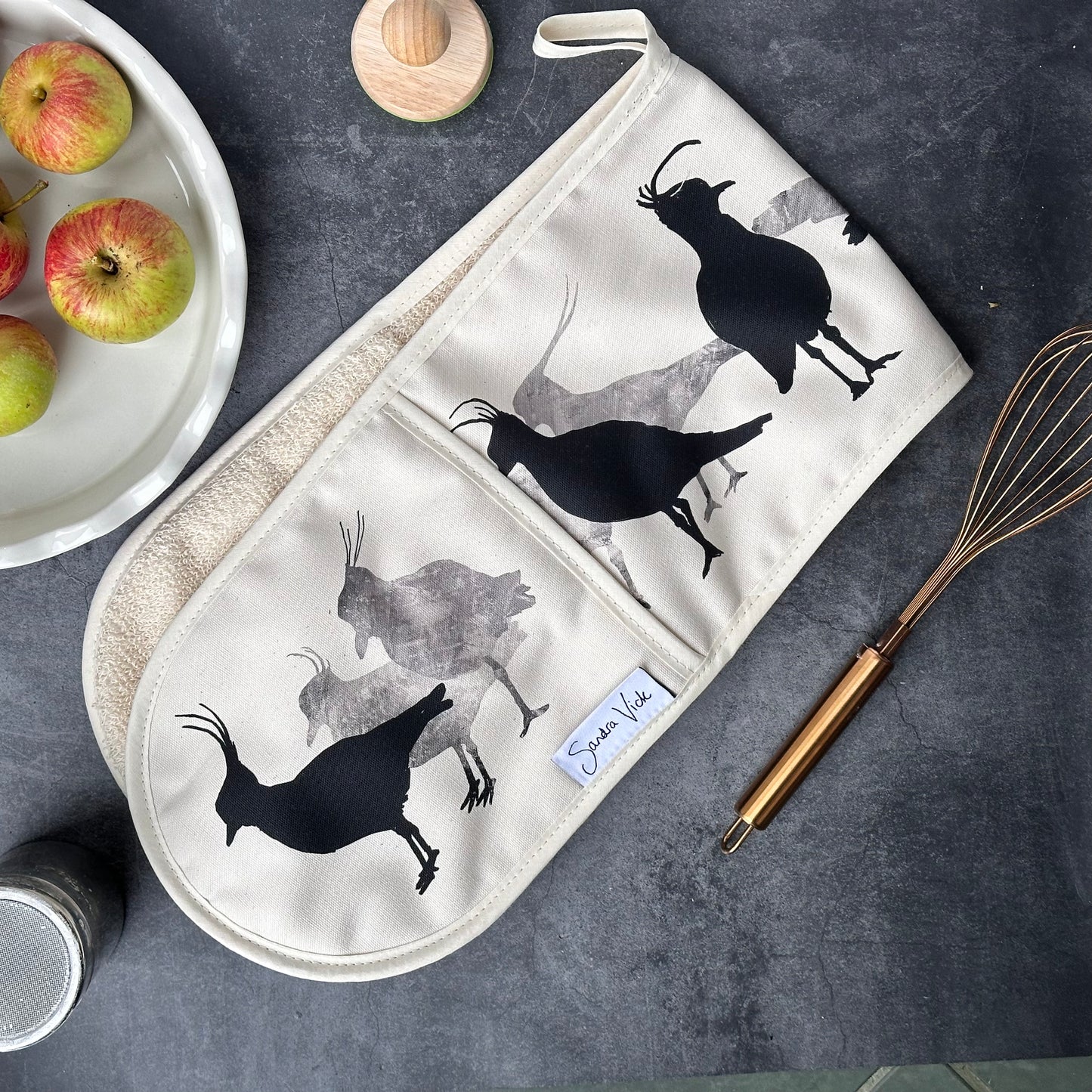OVEN GLOVES: Peewits design