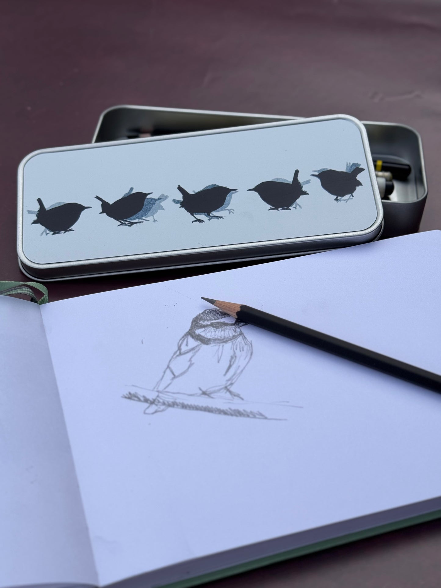 PENCIL TIN : wren