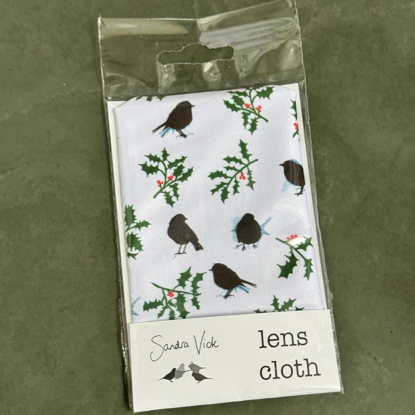 LENS CLOTH: robin and holly