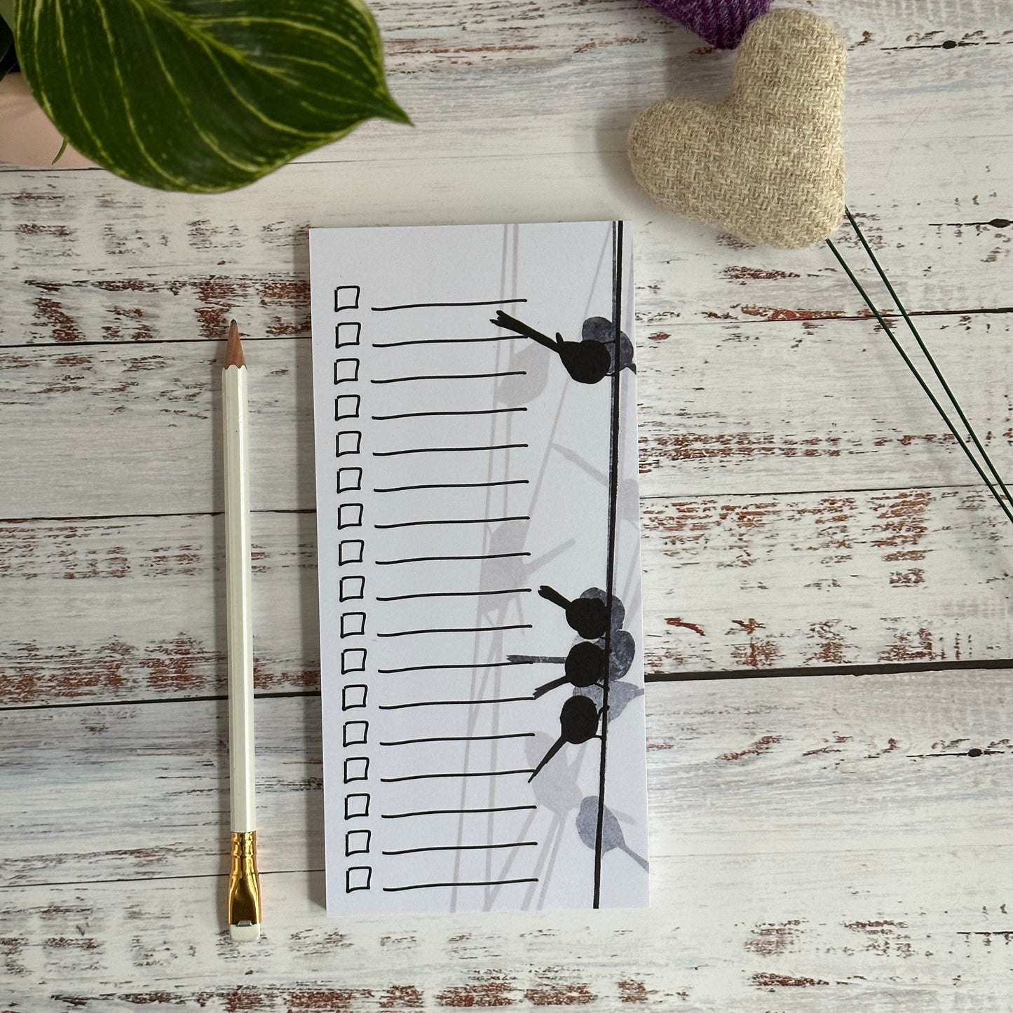 NOTEPAD: 'to do' list - long-tailed tits