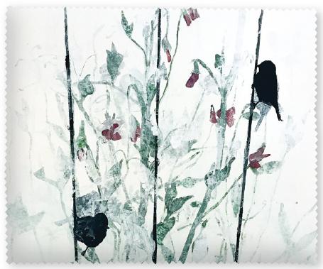 LENS CLOTH: blue tit and sweet peas