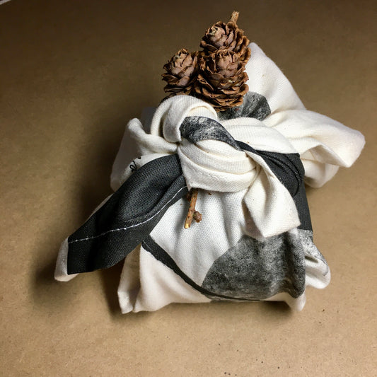 Furoshiki wrapping - espresso cup