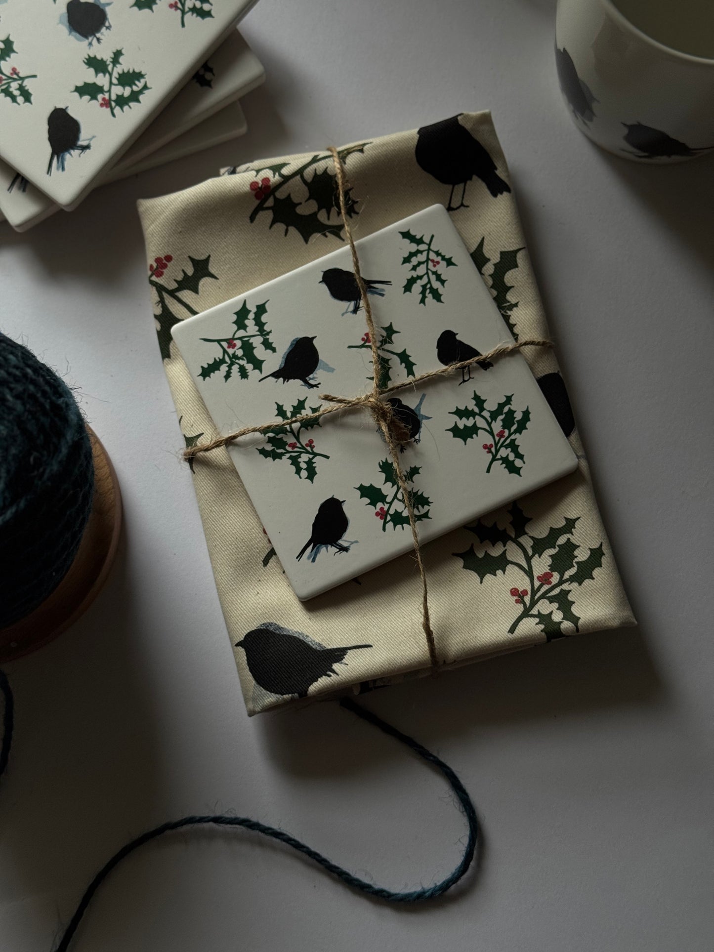 COASTER : robin & holly - christmas