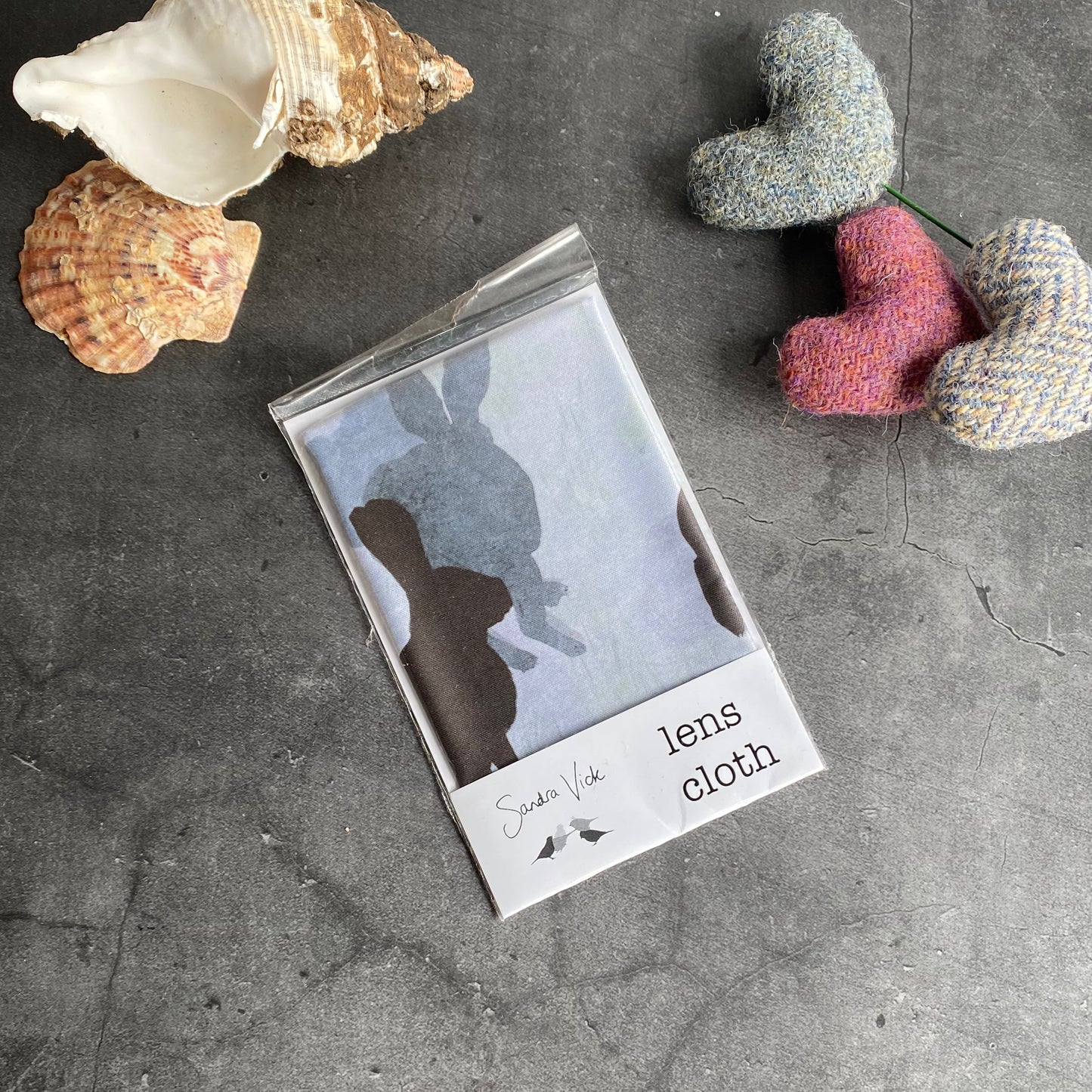 LENS CLOTH: hares