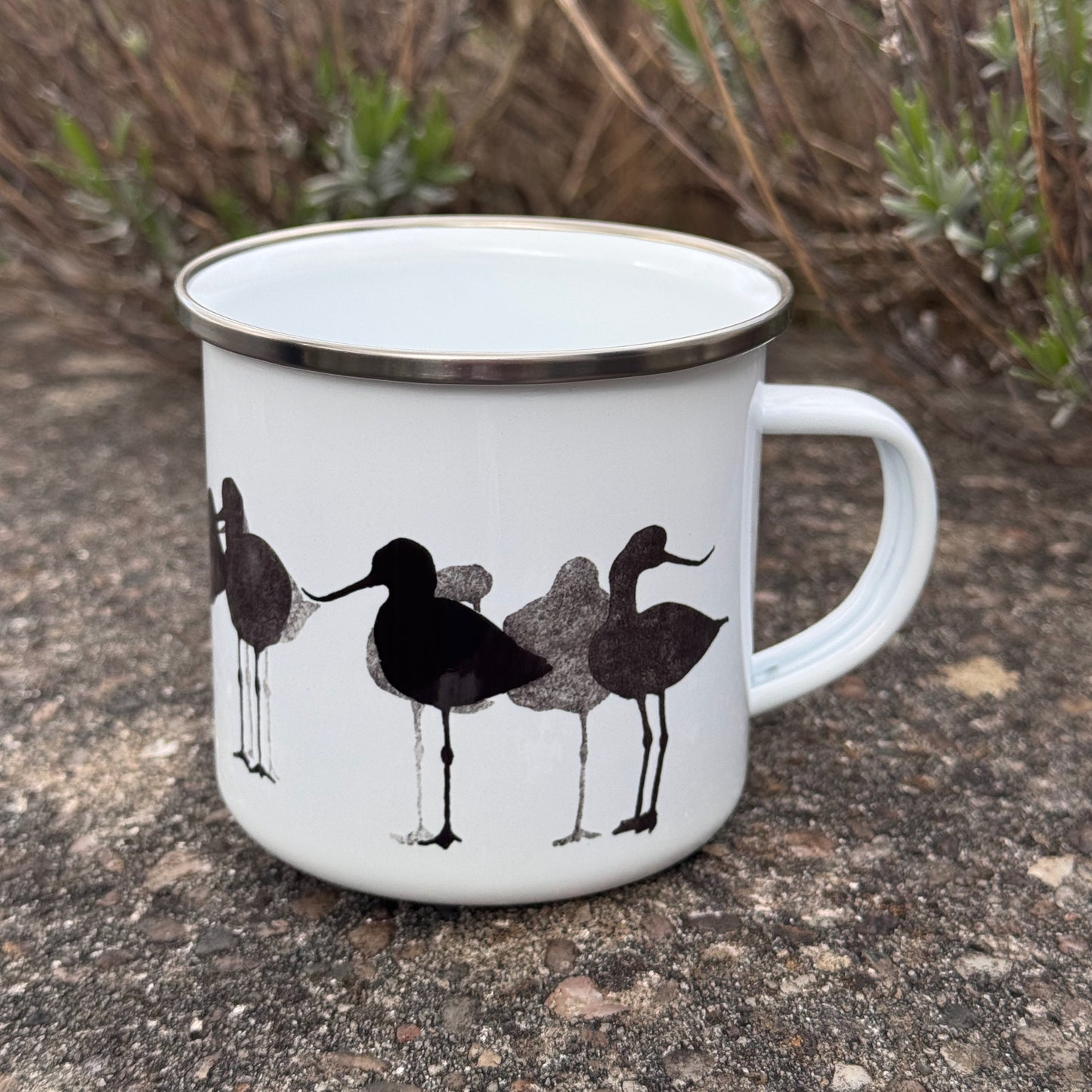 SAMPLE: ENAMEL MUG: avocets