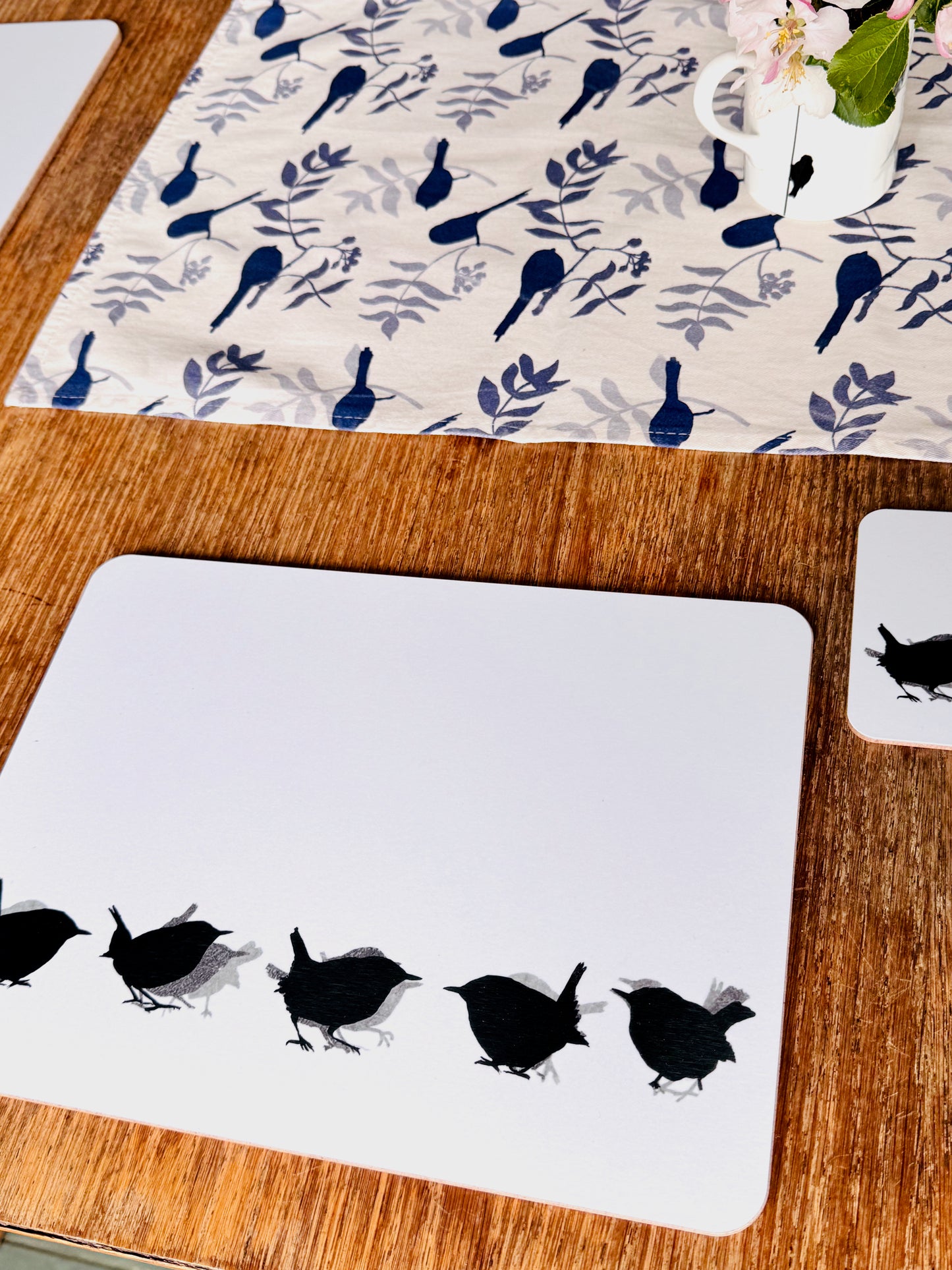 TABLE MAT SET: woodland birds x 4